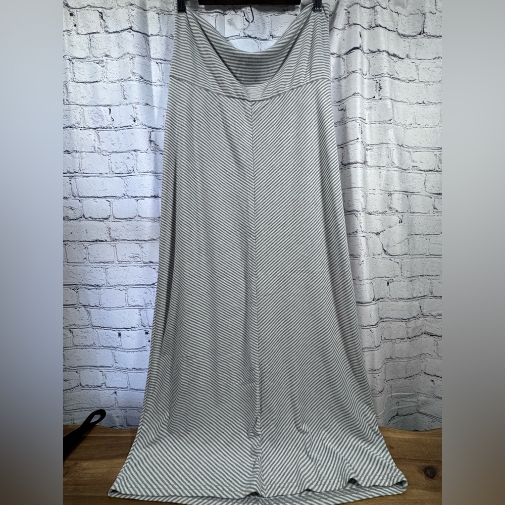 Maternity Old Navy Striped Maxi Skirt